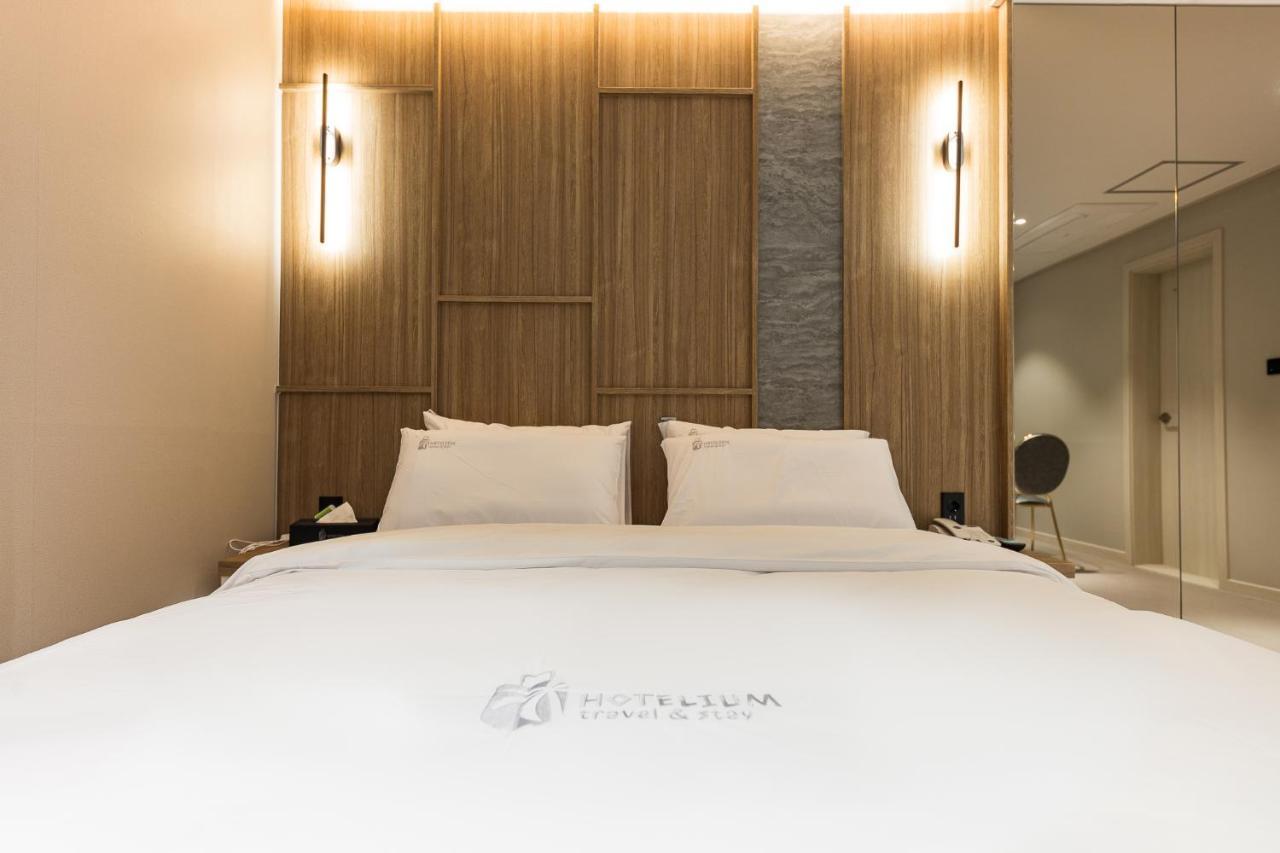 Hotel Lium Cheonan Bagian luar foto